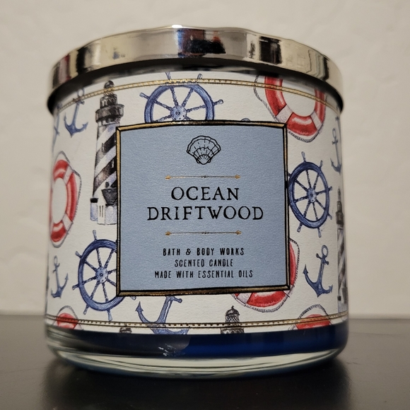 Candle + Sanitizer - Picture 4 of 7